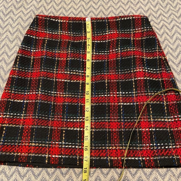 LOFT Red Plaid Tweed Mini Skirt – Size 2, NWT - Picture 5 of 10
